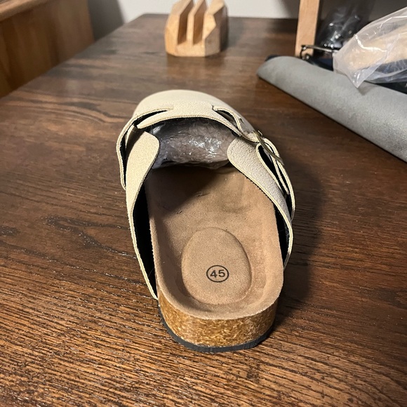 Brand New Cloggs Men’s size 10-10.5 - Picture 3 of 4